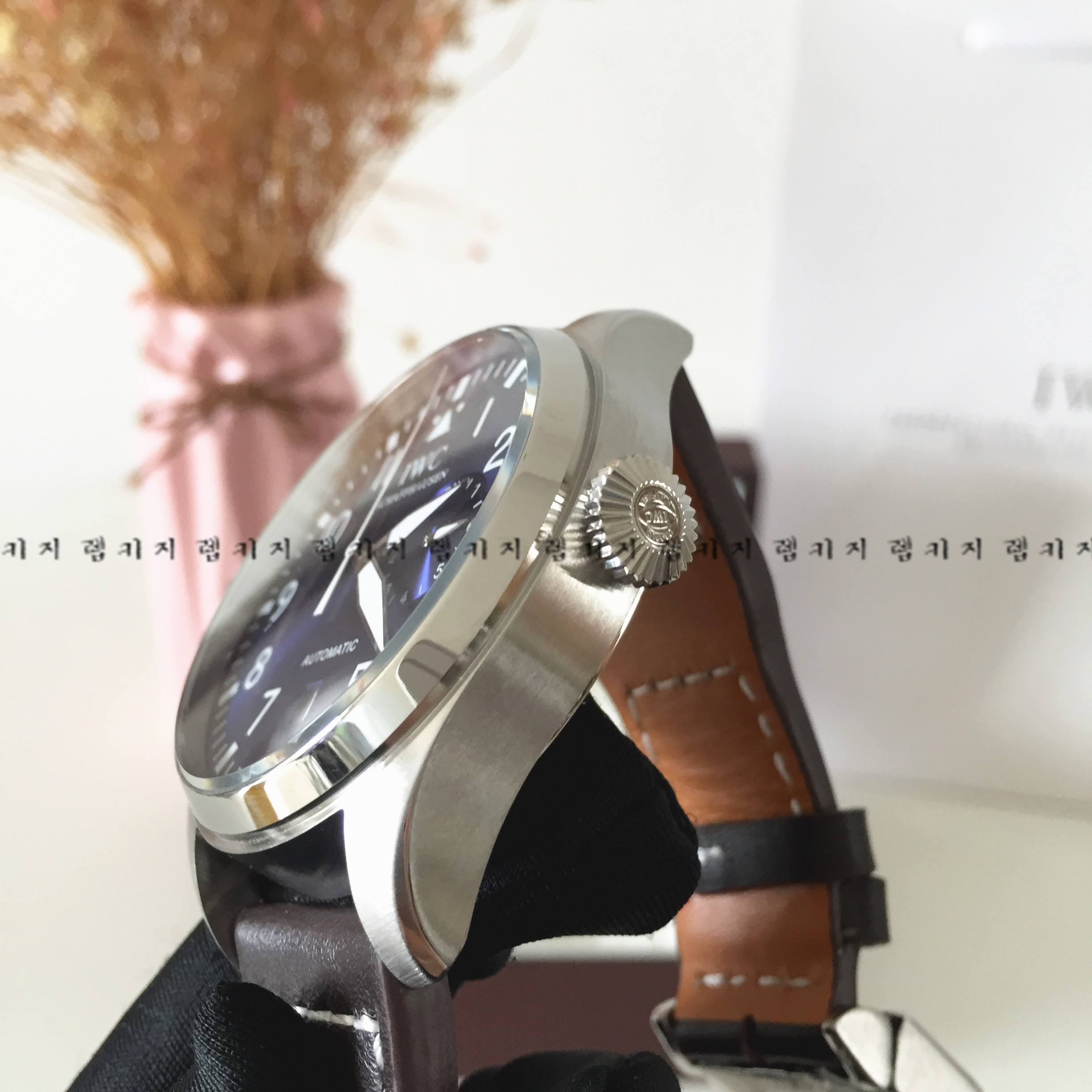 IWC 빅파일럿 어린왕자 에디션 가죽시계